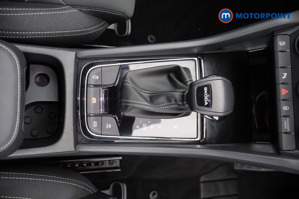 Skoda Karoq Sportline Edition Automatic Petrol SUV - Stock Number (1620979) - 7th supplementary image