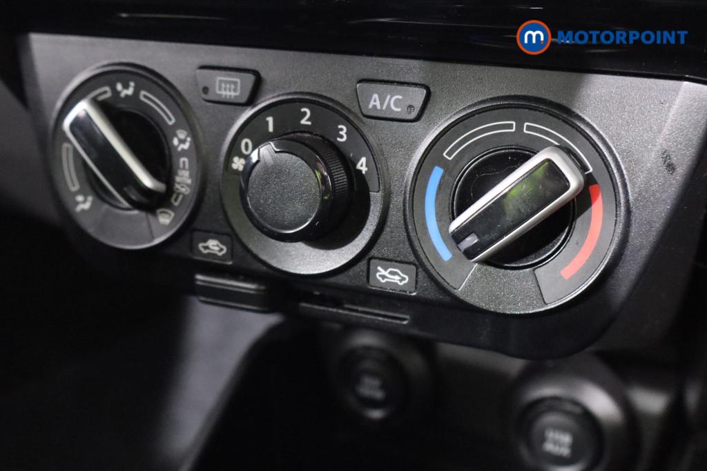 Suzuki Swift Sz-L Manual Petrol Hatchback - Stock Number (1621090) - 3rd supplementary image
