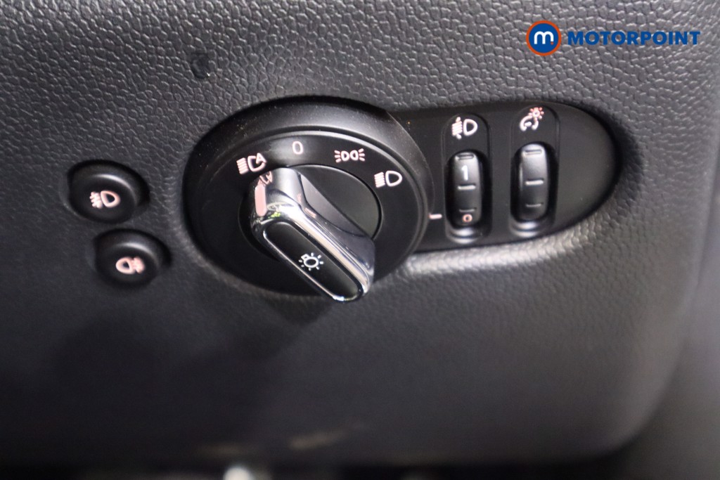 Mini Convertible Cooper Exclusive Automatic Petrol Convertible - Stock Number (1621179) - 14th supplementary image