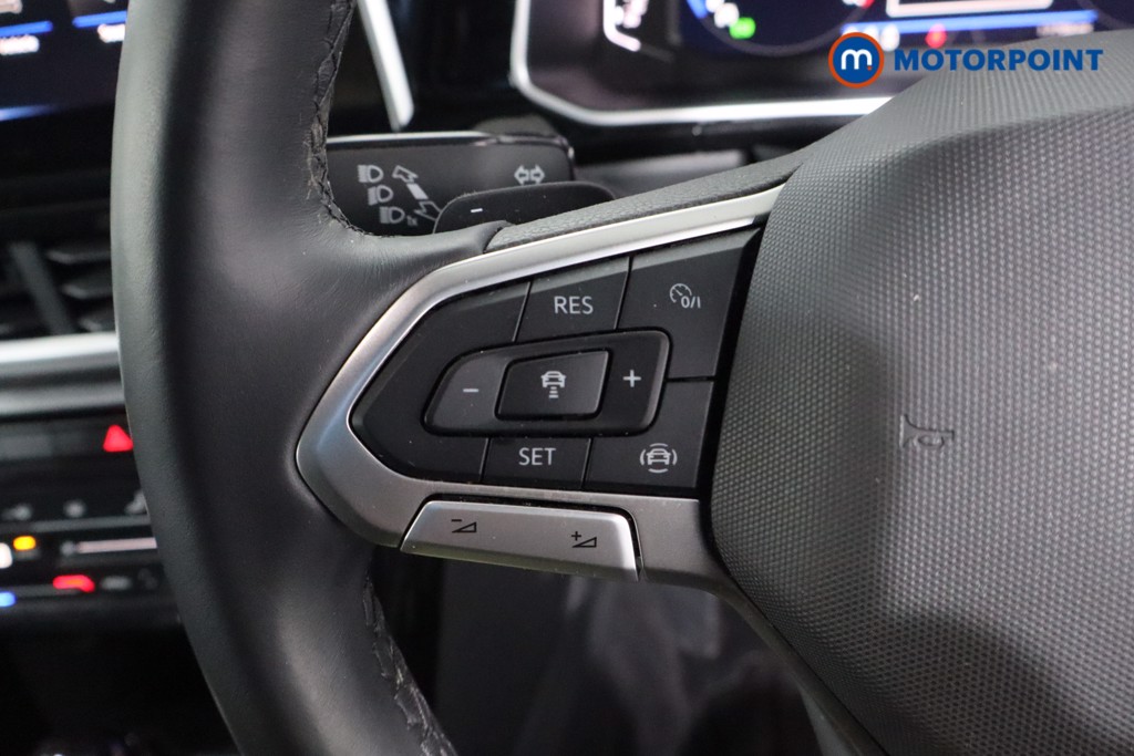Volkswagen T-Roc R-Line Automatic Petrol SUV - Stock Number (1621380) - 7th supplementary image
