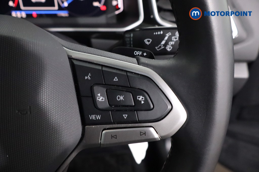 Volkswagen T-Roc R-Line Automatic Petrol SUV - Stock Number (1621380) - 8th supplementary image