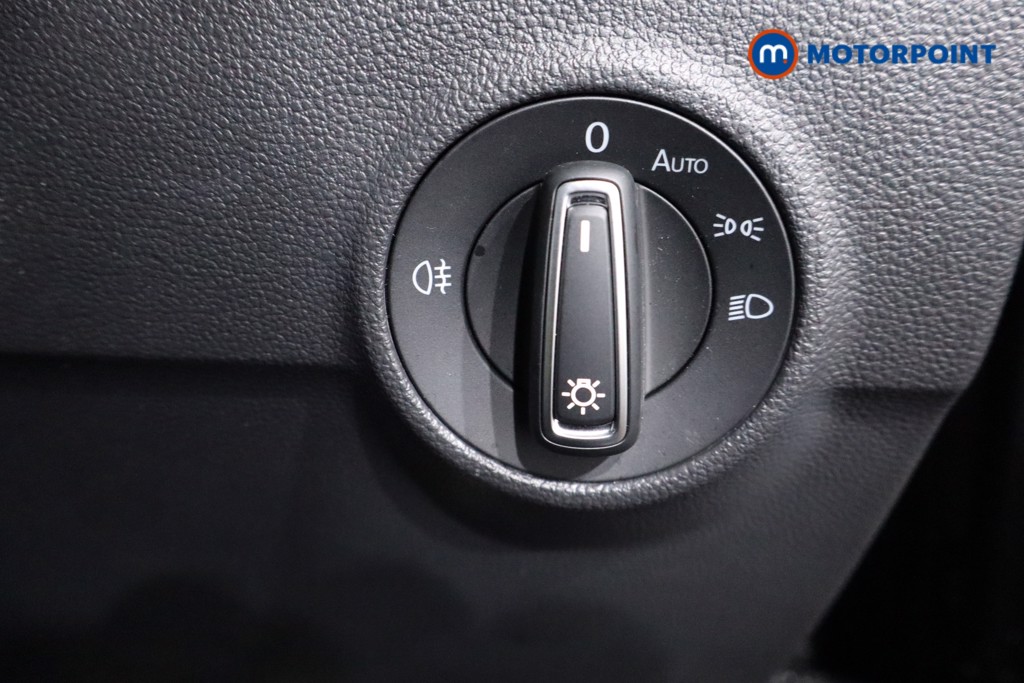 Volkswagen T-Roc R-Line Automatic Petrol SUV - Stock Number (1621380) - 17th supplementary image