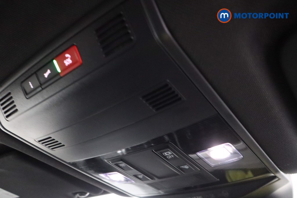 Volkswagen T-Roc R-Line Automatic Petrol SUV - Stock Number (1621380) - 22nd supplementary image