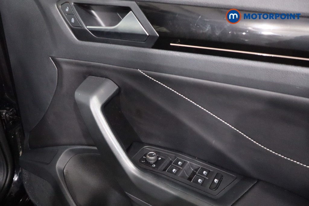 Volkswagen T-Roc R-Line Automatic Petrol SUV - Stock Number (1621380) - 27th supplementary image