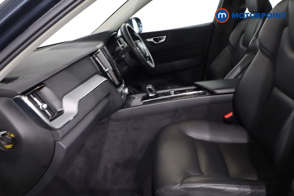 Volvo Xc60 Core Automatic Petrol Plug-In Hybrid SUV - Stock Number (1621471) - 4th supplementary image