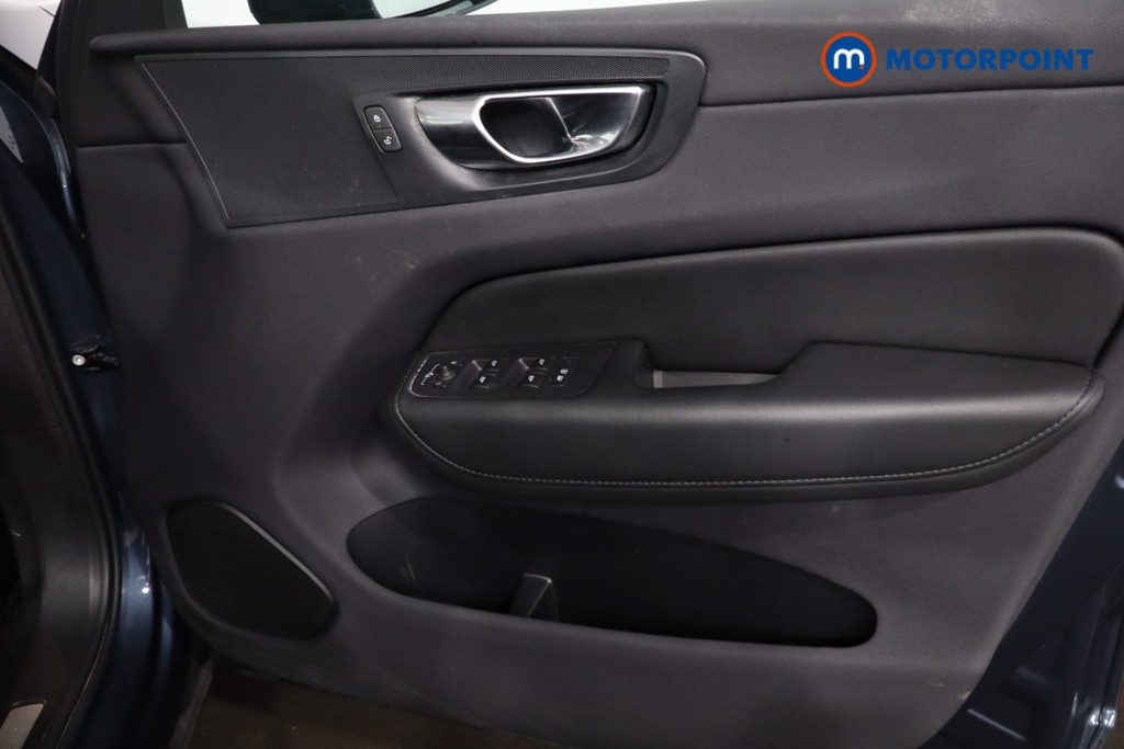 Volvo Xc60 Core Automatic Petrol Plug-In Hybrid SUV - Stock Number (1621471) - 26th supplementary image