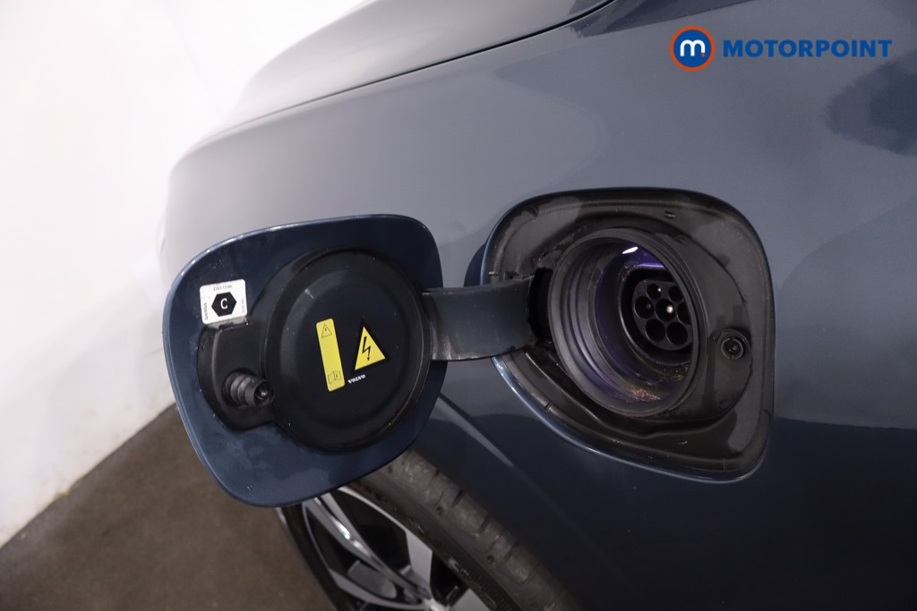 Volvo Xc60 Core Automatic Petrol Plug-In Hybrid SUV - Stock Number (1621471) - 36th supplementary image