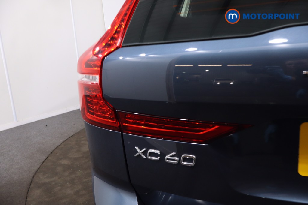 Volvo Xc60 Core Automatic Petrol Plug-In Hybrid SUV - Stock Number (1621471) - 39th supplementary image
