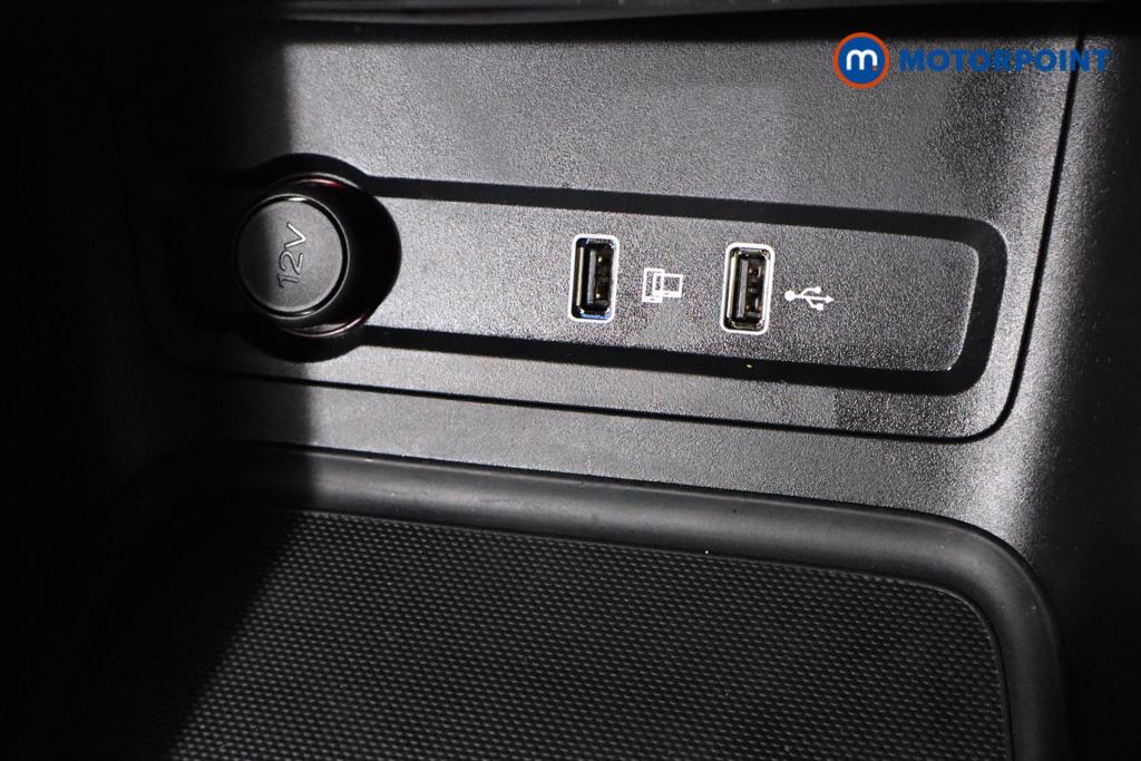 Mg Motor Uk ZS Exclusive Manual Petrol SUV - Stock Number (1621684) - 5th supplementary image