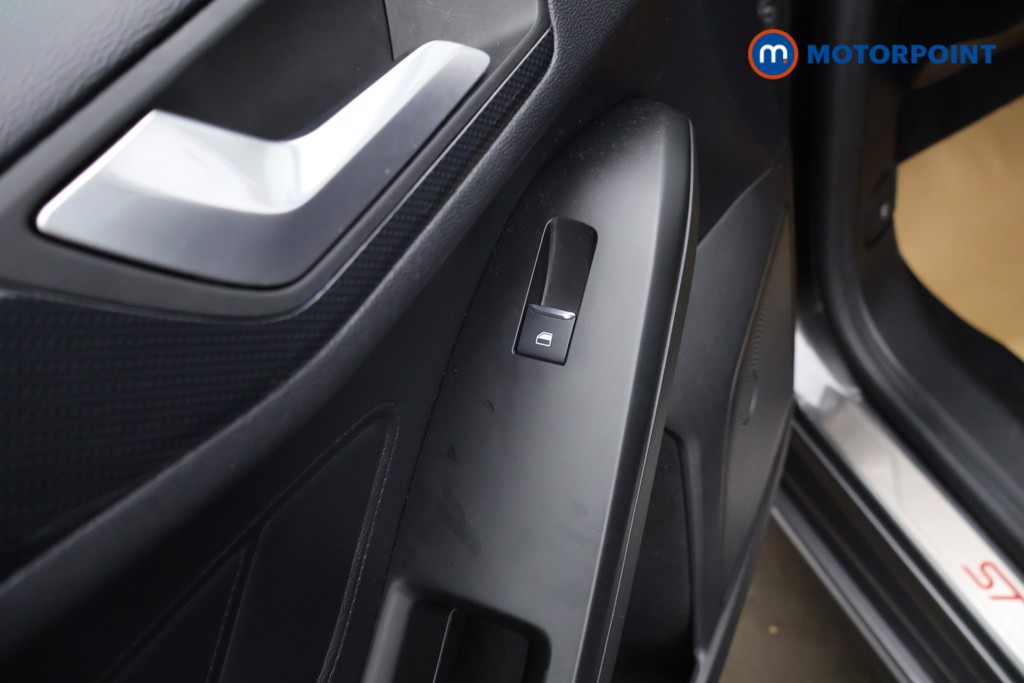 Ford Focus St-Line Automatic Petrol Hatchback - Stock Number (1621824) - 34th supplementary image