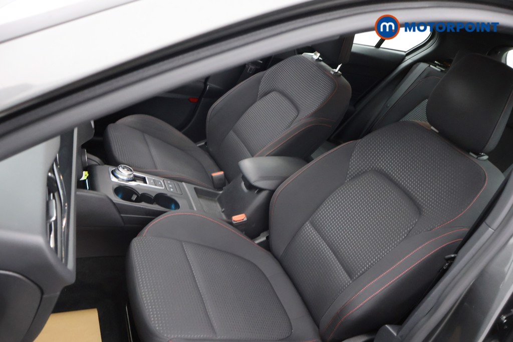 Ford Focus St-Line Automatic Petrol Hatchback - Stock Number (1621824) - 35th supplementary image