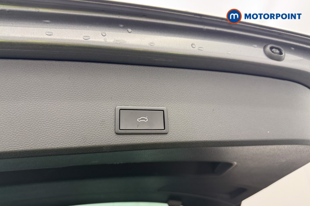 Seat Ateca Xperience Lux Automatic Petrol SUV - Stock Number (1621972) - 11th supplementary image