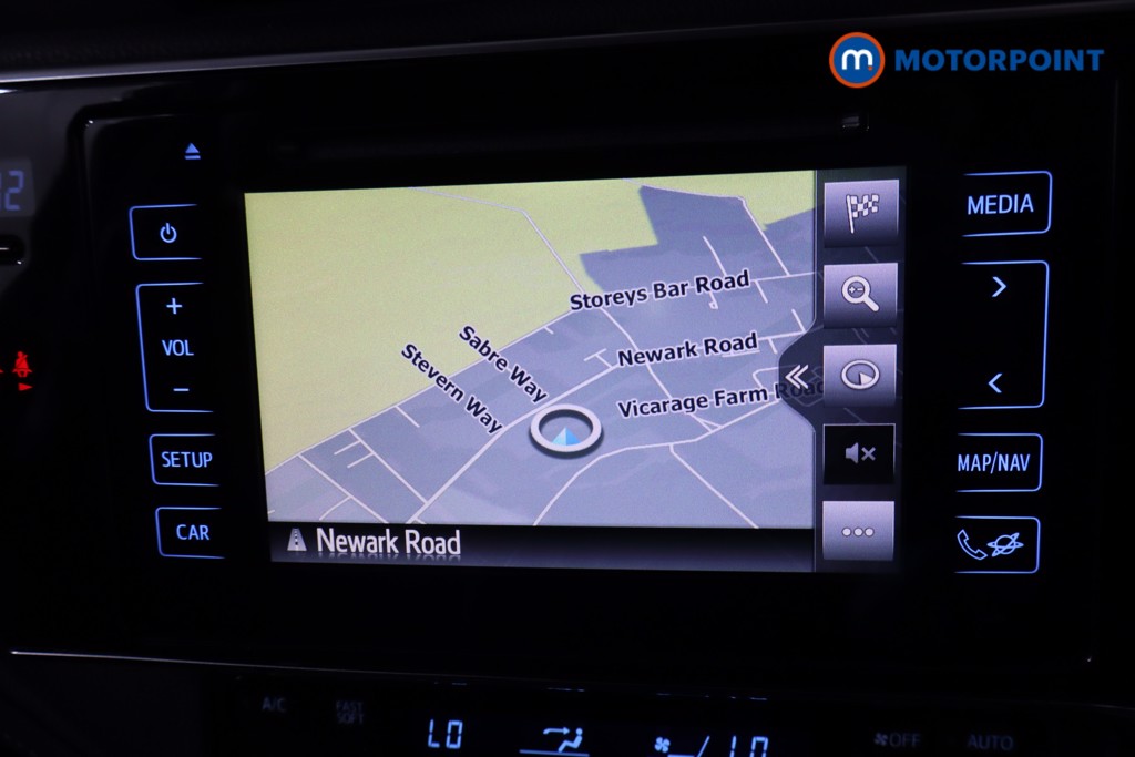 Toyota Auris Excel Automatic Petrol-Electric Hybrid Estate - Stock Number (1622037) - 2nd supplementary image