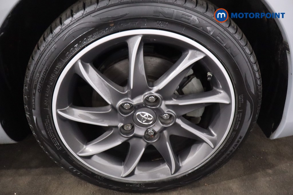 Toyota Auris Excel Automatic Petrol-Electric Hybrid Estate - Stock Number (1622037) - 10th supplementary image