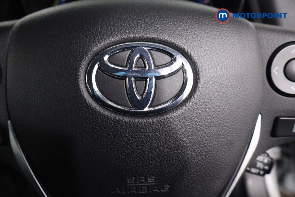 Toyota Auris Excel Automatic Petrol-Electric Hybrid Estate - Stock Number (1622037) - 13th supplementary image