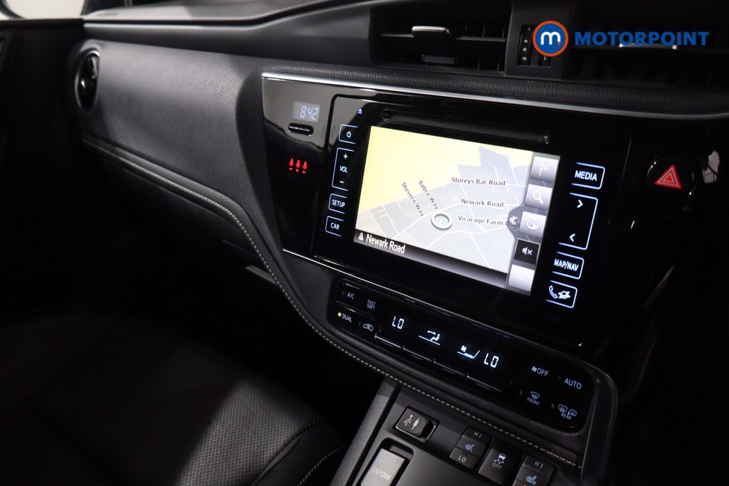 Toyota Auris Excel Automatic Petrol-Electric Hybrid Estate - Stock Number (1622037) - 18th supplementary image