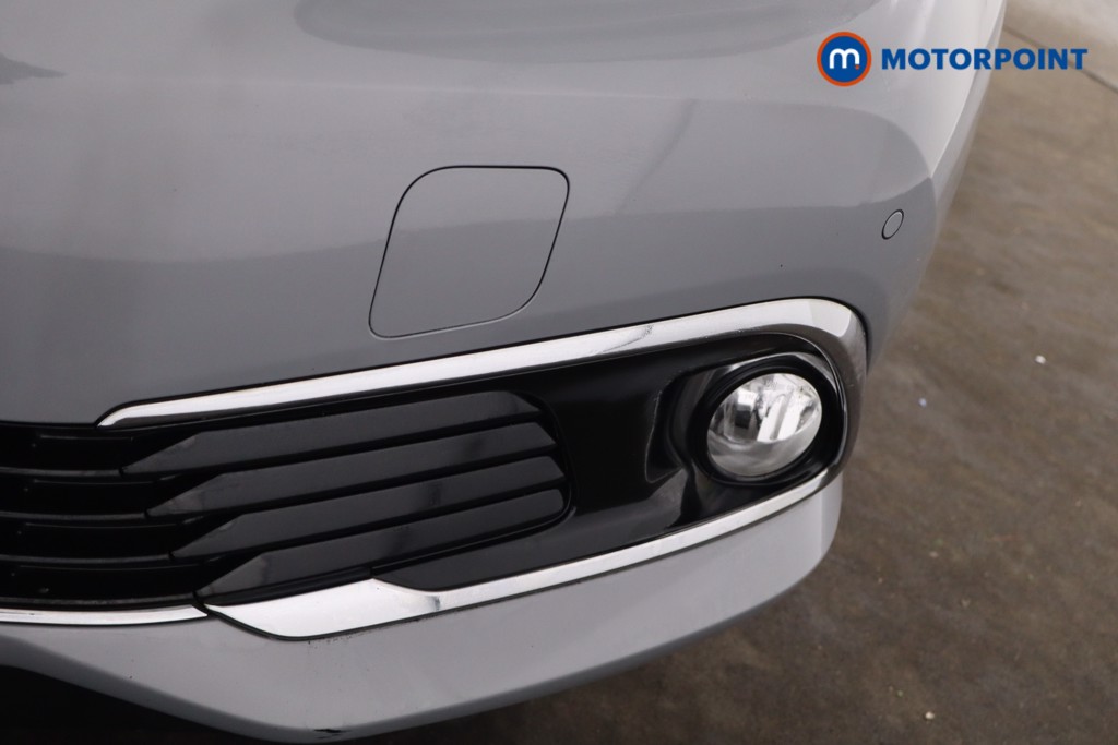 Toyota Auris Excel Automatic Petrol-Electric Hybrid Estate - Stock Number (1622037) - 32nd supplementary image