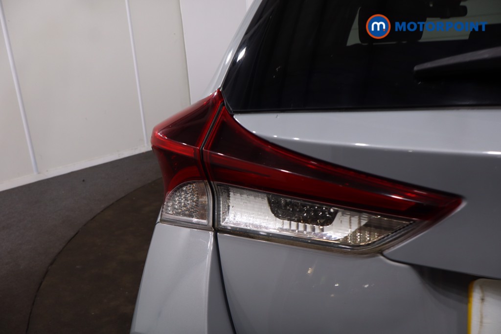 Toyota Auris Excel Automatic Petrol-Electric Hybrid Estate - Stock Number (1622037) - 36th supplementary image