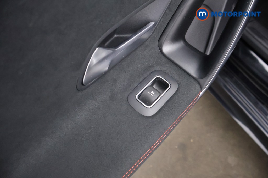 Mercedes-Benz A Class Amg Line Automatic Petrol Hatchback - Stock Number (1622154) - 32nd supplementary image