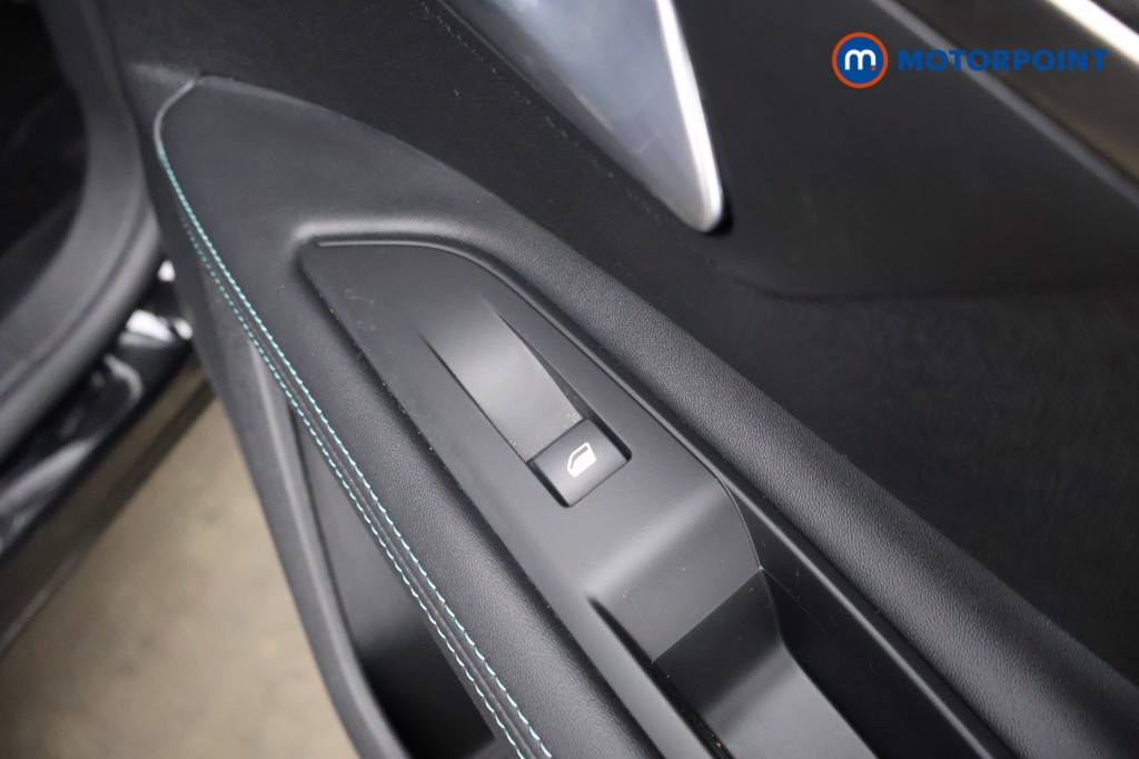 Peugeot 3008 Allure Premium Automatic Petrol Plug-In Hybrid SUV - Stock Number (1622524) - 28th supplementary image