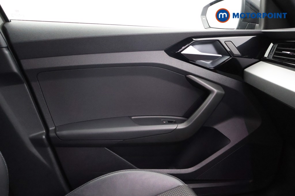 Audi A1 Black Edition Manual Petrol Hatchback - Stock Number (1622857) - 18th supplementary image