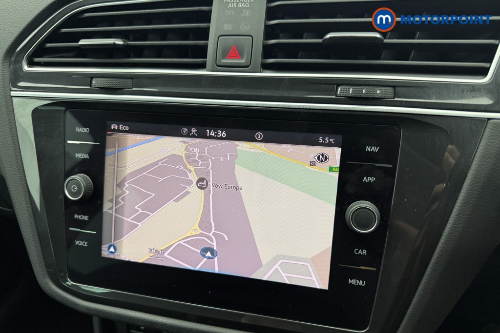Volkswagen Tiguan R-Line Automatic Petrol SUV - Stock Number (1622895) - 2nd supplementary image