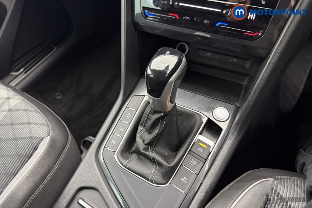 Volkswagen Tiguan R-Line Automatic Petrol SUV - Stock Number (1622895) - 5th supplementary image