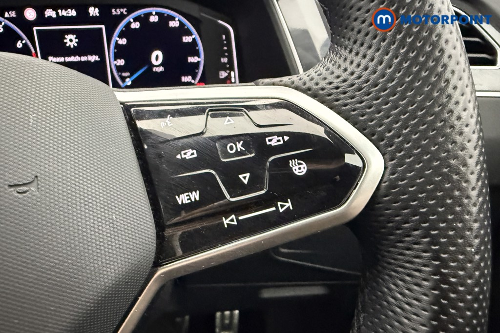 Volkswagen Tiguan R-Line Automatic Petrol SUV - Stock Number (1622895) - 8th supplementary image