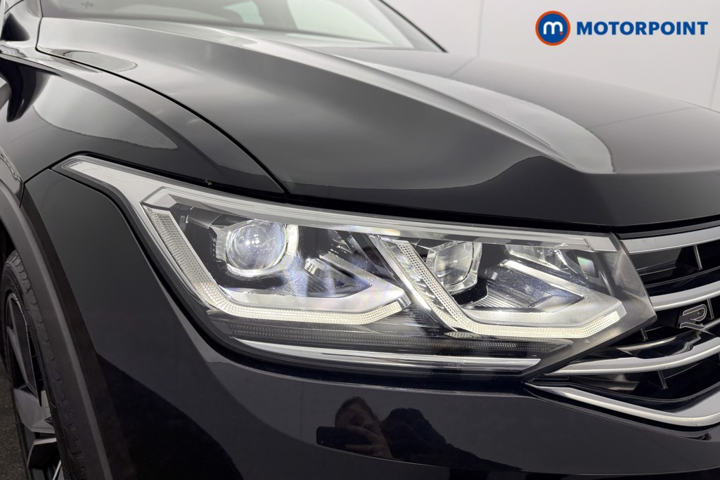 Volkswagen Tiguan R-Line Automatic Petrol SUV - Stock Number (1622895) - 14th supplementary image