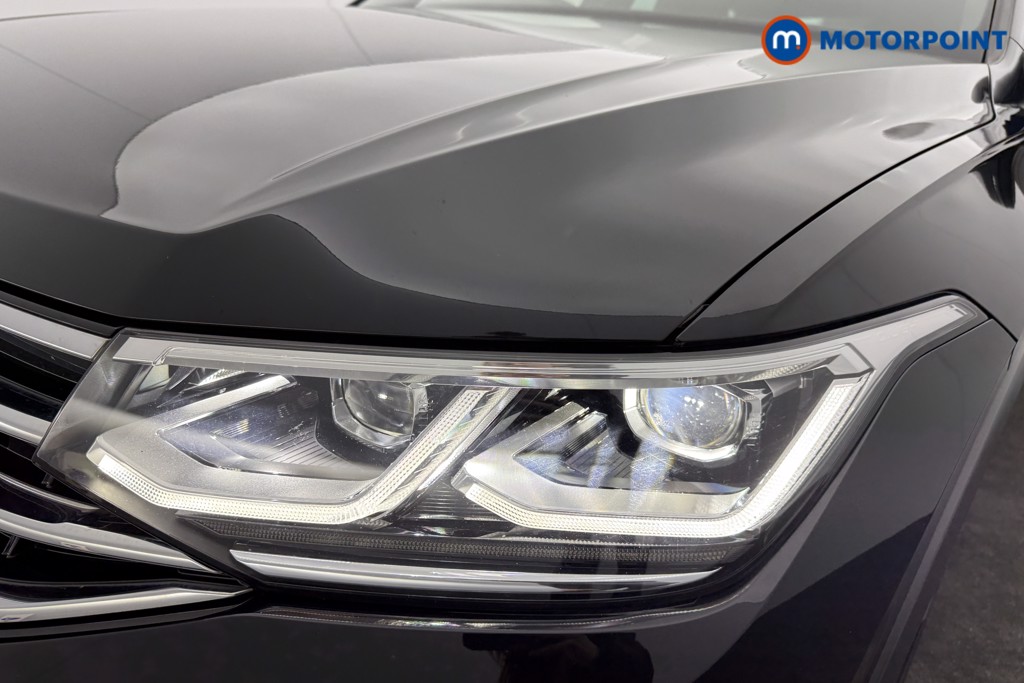 Volkswagen Tiguan R-Line Automatic Petrol SUV - Stock Number (1622895) - 15th supplementary image
