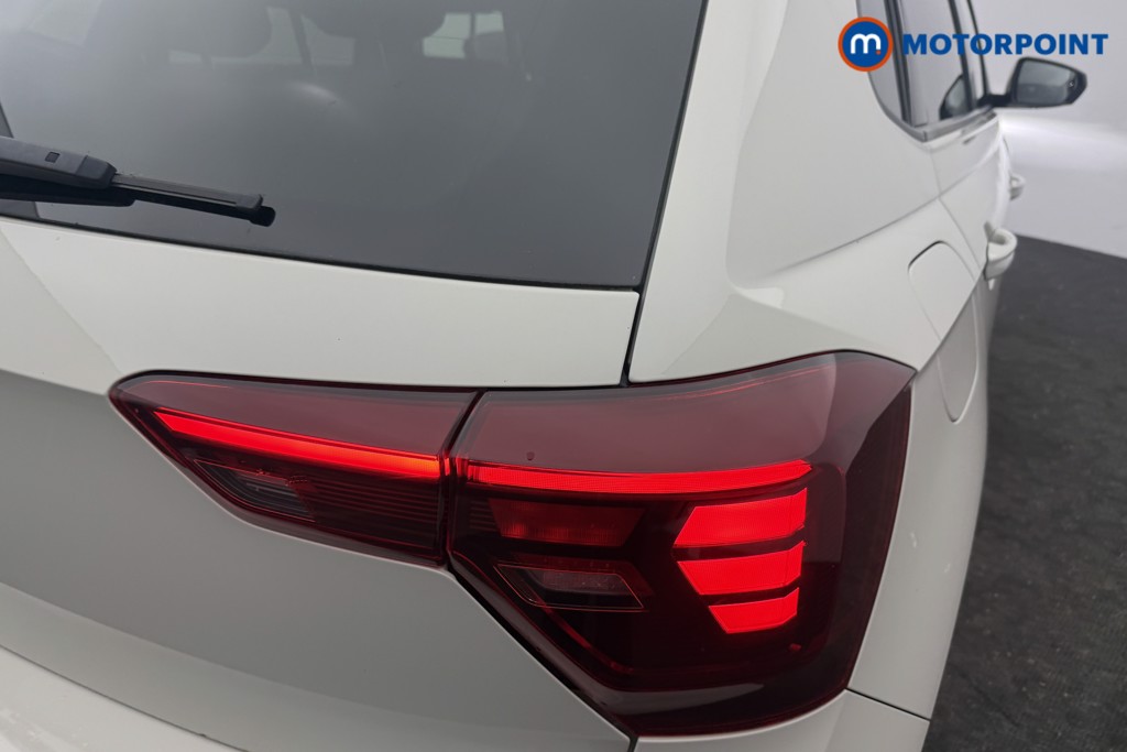 Volkswagen Polo R-Line Automatic Petrol Hatchback - Stock Number (1622897) - 17th supplementary image