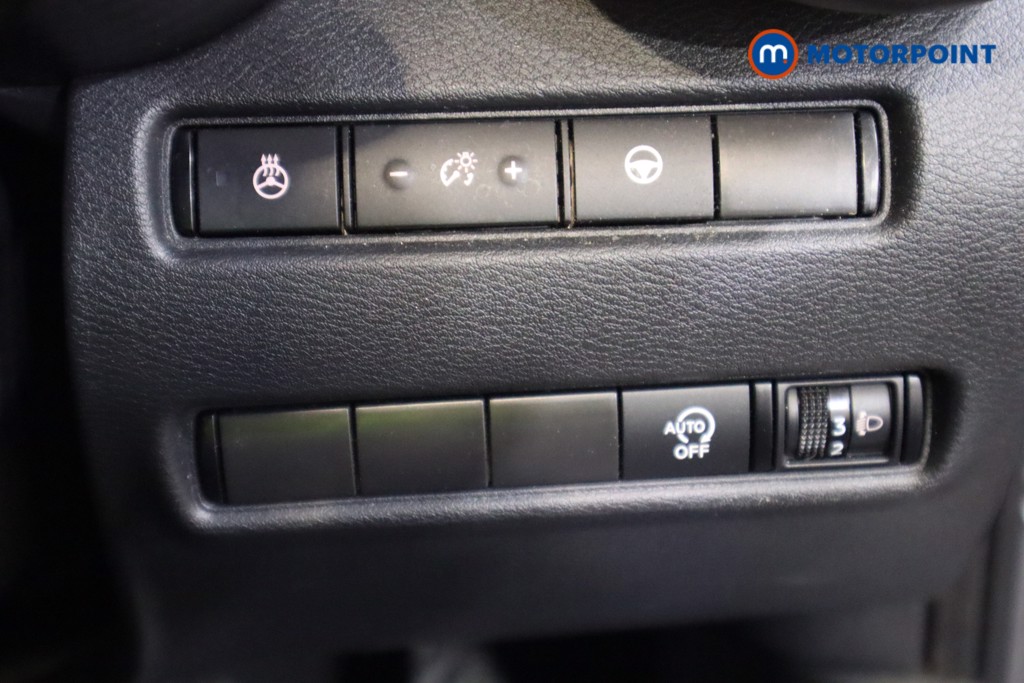 Nissan Juke Tekna Manual Petrol SUV - Stock Number (1623139) - 13th supplementary image