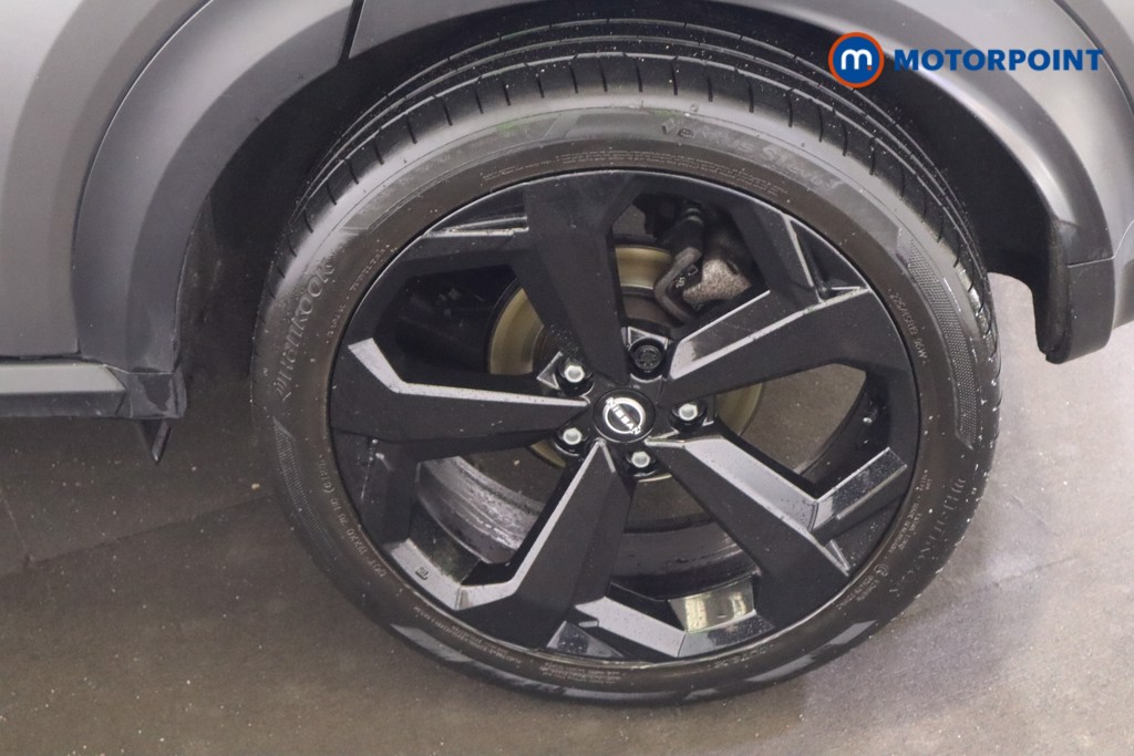 Nissan Juke Tekna Manual Petrol SUV - Stock Number (1623139) - 23rd supplementary image