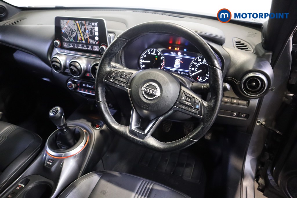 Nissan Juke Tekna Manual Petrol SUV - Stock Number (1623139) - 1st supplementary image