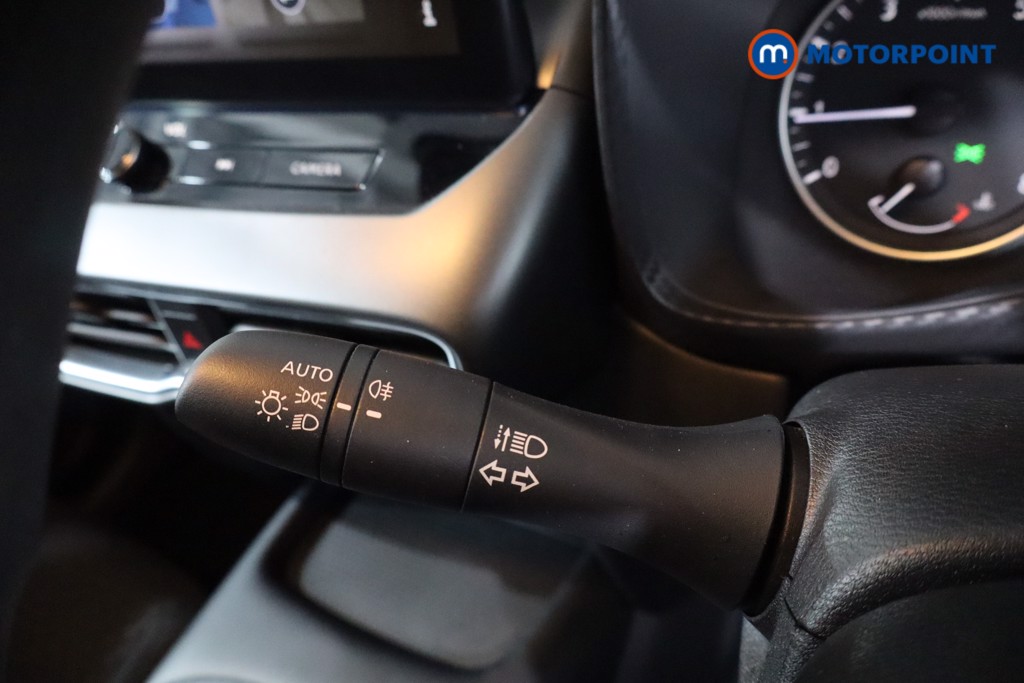 Nissan Juke Acenta Premium Manual Petrol SUV - Stock Number (1623173) - 14th supplementary image