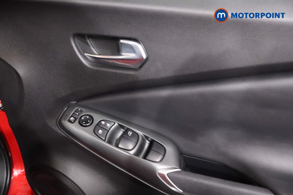 Nissan Juke Acenta Premium Manual Petrol SUV - Stock Number (1623173) - 23rd supplementary image