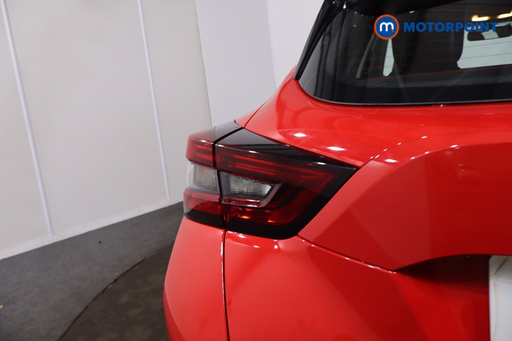 Nissan Juke Acenta Premium Manual Petrol SUV - Stock Number (1623173) - 33rd supplementary image