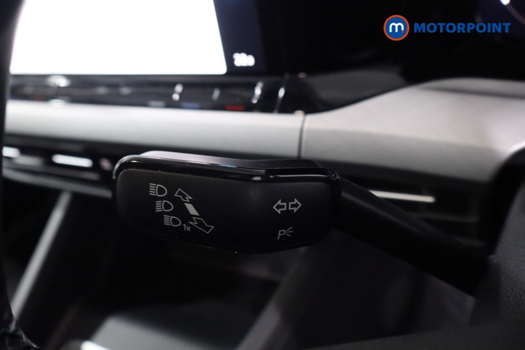 Volkswagen Golf Life Manual Petrol Hatchback - Stock Number (1623198) - 14th supplementary image