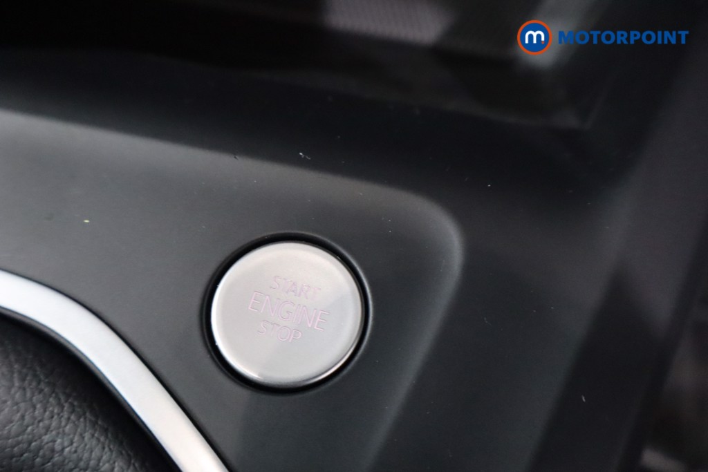 Volkswagen Golf Life Manual Petrol Hatchback - Stock Number (1623198) - 21st supplementary image