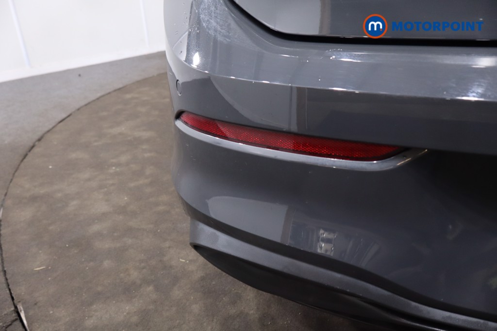 Volkswagen Golf Life Manual Petrol Hatchback - Stock Number (1623198) - 38th supplementary image