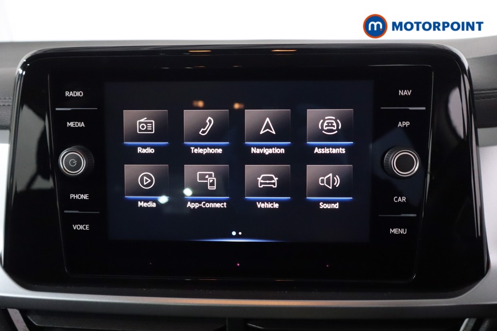 Volkswagen T-Roc Life Manual Petrol SUV - Stock Number (1623510) - 2nd supplementary image