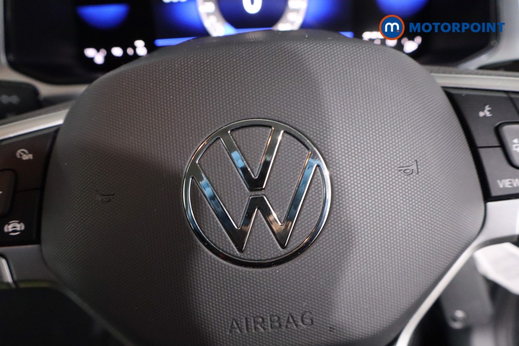 Volkswagen T-Roc Life Manual Petrol SUV - Stock Number (1623510) - 13th supplementary image