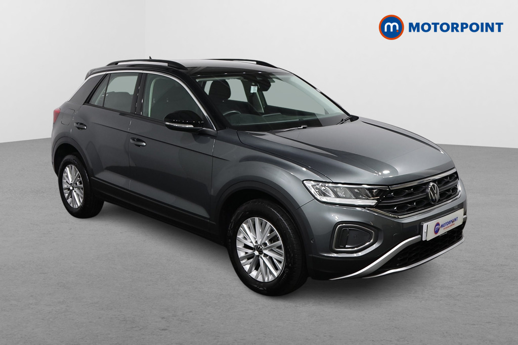 Volkswagen T-Roc Life Manual Petrol SUV - Stock Number (1623510) - Drivers side front corner
