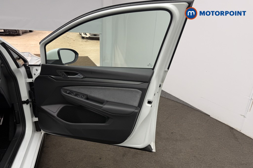 Volkswagen Golf R-Line Manual Petrol Hatchback - Stock Number (1623567) - 5th supplementary image