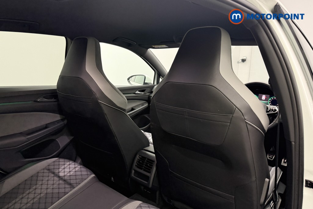 Volkswagen Golf R-Line Manual Petrol Hatchback - Stock Number (1623567) - 7th supplementary image