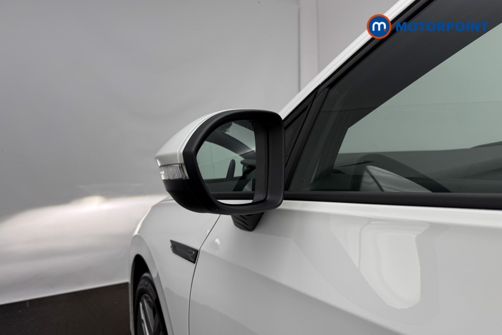 Volkswagen Golf R-Line Manual Petrol Hatchback - Stock Number (1623567) - 18th supplementary image