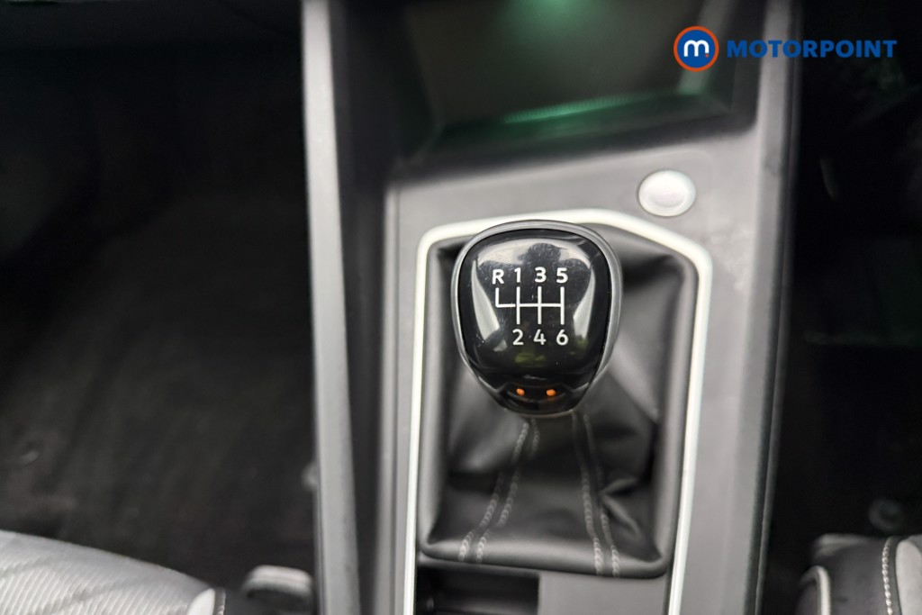 Volkswagen Golf R-Line Manual Petrol Hatchback - Stock Number (1623567) - 31st supplementary image