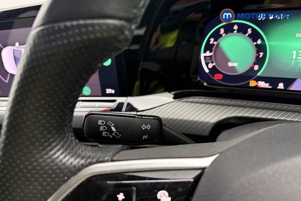 Volkswagen Golf R-Line Manual Petrol Hatchback - Stock Number (1623567) - 38th supplementary image