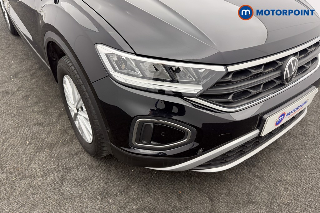 Volkswagen T-Roc Life Manual Petrol SUV - Stock Number (1608767) - 17th supplementary image