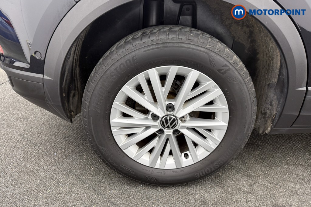 Volkswagen T-Roc Life Manual Petrol SUV - Stock Number (1608767) - 21st supplementary image